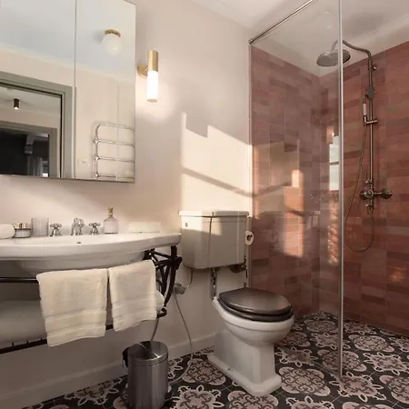 Stancija Baracija 우마그