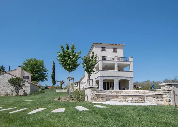 Stancija Baracija Holiday home